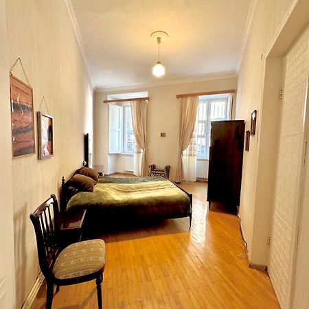 Authentic Old Tbilisi Apartment المظهر الخارجي الصورة